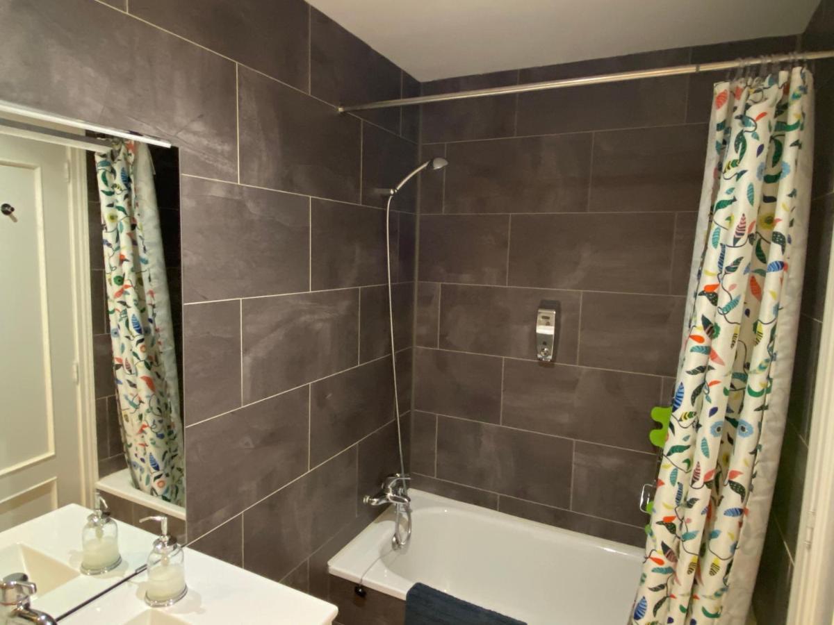 Apartamento Ideal A La Entrada De Salamanca !!! Santa Marta de Tormes Esterno foto