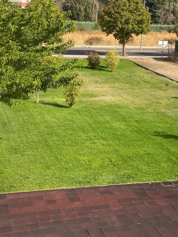 Apartamento Ideal A La Entrada De Salamanca !!! Santa Marta de Tormes Esterno foto