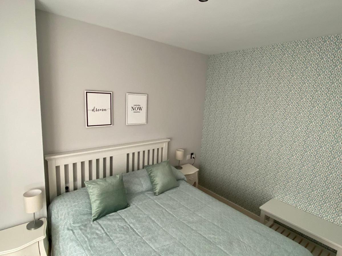 Apartamento Ideal A La Entrada De Salamanca !!! Santa Marta de Tormes Esterno foto